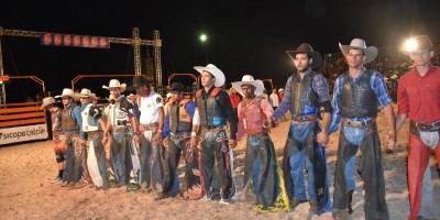 ROLIM DE MOURA: FESTA DO PEÃO 