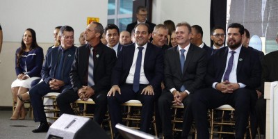 Deputados estaduais eleitos em 2018 são diplomados pelo TRE