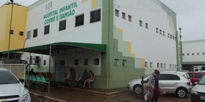 Hospital infantil é alagado durante chuva em Porto Velho