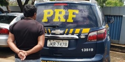 Em Porto Velho, PRF flagra motorista com habilitação falsa