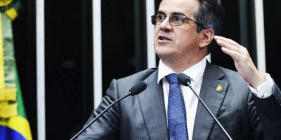 Operação da Polícia Federal mira o senador Ciro Nogueira