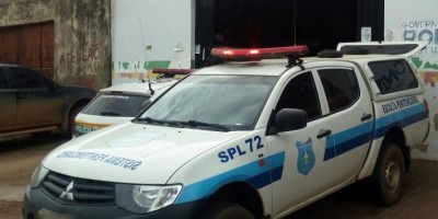 Presos pulam de viatura da Sejus na BR-364