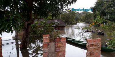 Cheia no Rio Candeias ultrapassa marca histórica
