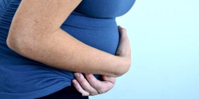 FACEBOOK:Grávida é agredida na barriga por marido enciumado