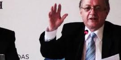 Ministro da Educação Ricardo Velez pode cair hoje