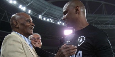 Morre ex-goleiro que fez história no Botafogo