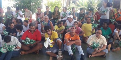ROLIM DE MOURA: Grupo de amigos e Cacau Show promovem Páscoa no CER