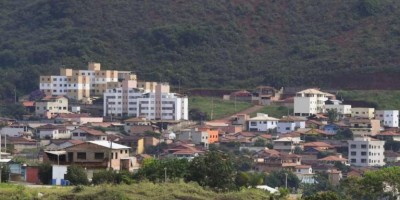 MG: risco em barragem ameaça até atendimento à saúde