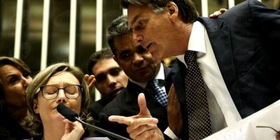 Bolsonaro publica pedido de desculpas à Maria do Rosário 