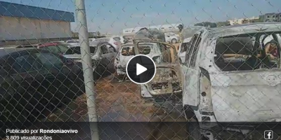 PORTO VELHO: Incêndio destrói veículos em pátio de empresa na capital 