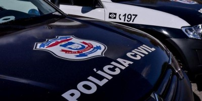 Adolescente de 16 anos estupra filha do padrasto e foge