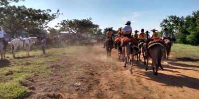 Começa cavalgada da 36ª Expoari em Ariquemes, RO