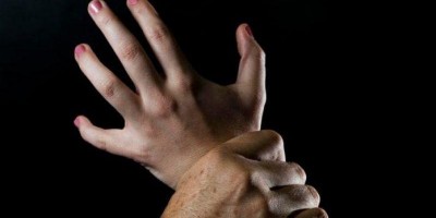 Homem embriaga menores e tenta estuprar uma delas