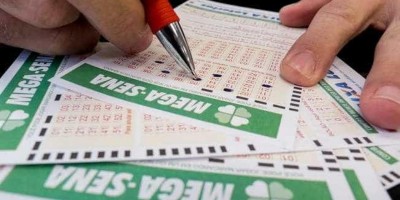 Mega-Sena acumula e vai pagar R$ 9 milhões amanhã(14) 