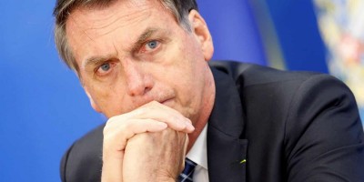 'Alguém perderá a cabeça', diz Bolsonaro