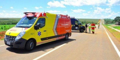 Batida entre carretas deixa um morto na BR-163 