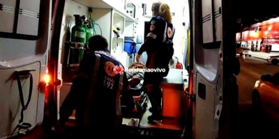 Homem é atacado a pauladas e pede socorro em casa de apoio