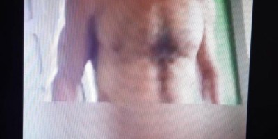 Homem grava vídeo pelado diante de crianças e é preso 