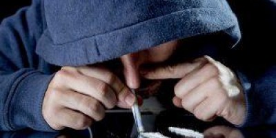 Neto é suspeito de furtar R$ 500,00 da avó para usar drogas