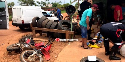 Casal vai parar em borracharia após colisão com carro