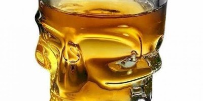 DESAFIO MORTAL: Garotos de 14 anos bebem vodka com veneno