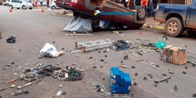 Grave acidente com capotamento no centro de Porto Velho