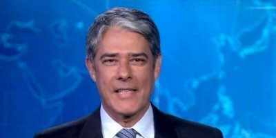 VÍDEO: William Bonner dá bronca ao vivo em equipe do JN