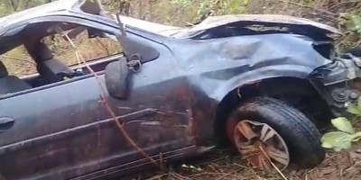 Vídeo: acidente grave mata adulto e fere três crianças no DF