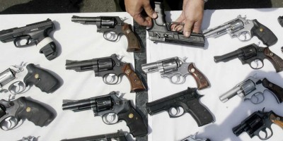 Com Bolsonaro, registros de novas armas aumentam ao menos 48%
