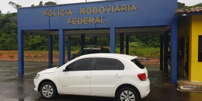 Homem é preso dirigindo carro clonado na BR-364 em Vilhena