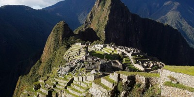 Polícia peruana prende brasileiros por defecarem em área sagrada de Machu Picchu
