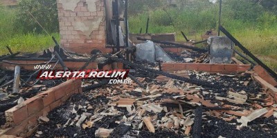 Outra casa frequentada por usuários de drogas é incendiada em Rolim de Moura