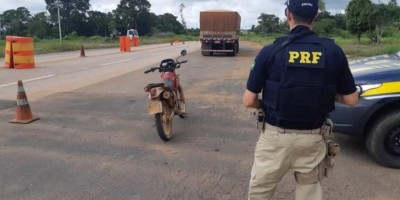 Casal de Jaru sofre grave acidente na BR 364 e mulher vem a óbito