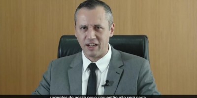Bolsonaro demite secretário da cultura após discurso semelhante a ministro de Hitler