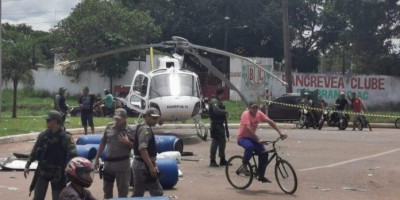 Helicóptero se envolve em acidente e destrói caminhão no Acre; veja o vídeo