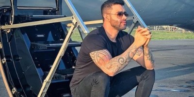 Gusttavo Lima sofre em avião após amigo soltar pum: “Tá morto!”