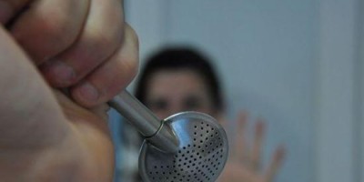 Mulher é atacada com 'bomba de chimarrão' e morre em Porto Alegre
