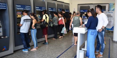 Bancos ficarão fechados por quase cinco dias e só abrirão na quarta-feira de cinzas...