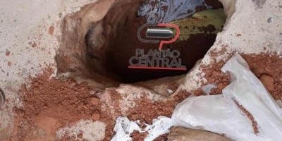 27 detentos fogem de presídio em Ji-Paraná através de túnel