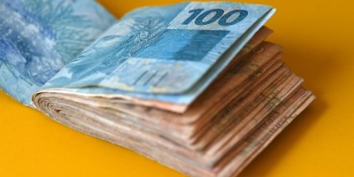 Salário mínimo sobe para R$ 1.045 a partir deste sábado