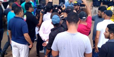 BR-364 é liberada após negociação de manifestantes com policiais