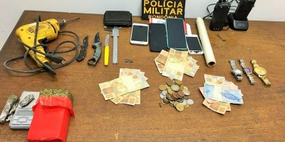 Polícia apreende meio quilo de maconha em casa de adolescente em Jaru