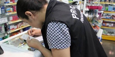 Mulher denuncia farmácia de Cacoal por vender o litro de álcool em gel por R$ 104