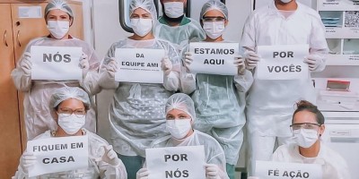 'Nós estamos aqui por você. Fique em casa por nós', dizem profissionais da saúde
