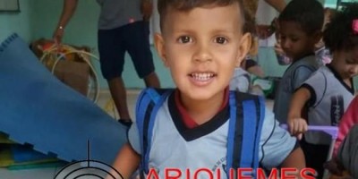 Criança de 3 anos morre afogada após cair em fossa em Ariquemes