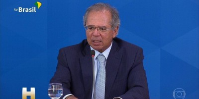 Governo alega que precisa mudar Constituição para pagar ajuda de R$ 600; especialistas...