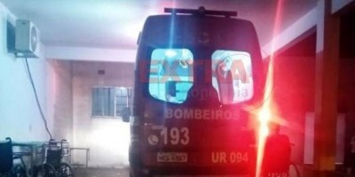 Homem com problemas mentais é agredido com golpes de tesoura na cabeça durante assalto...