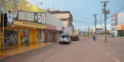 Prefeitura e Águas de Rolim realizam desinfecção em ruas e estabelecimentos no...