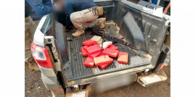 Em Vilhena, PRF intercepta automóvel 'recheado' com 37 quilos de cocaína