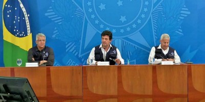 Em coletiva de imprensa, Mandetta fala em tom de 'adeus' e reconhece divergência com...